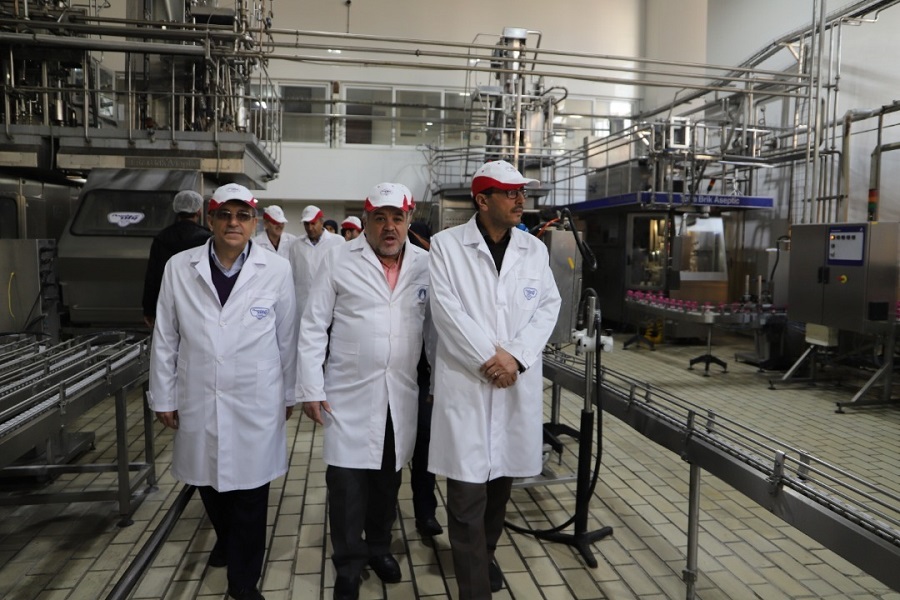 بازدید رئیس سازمان دامپزشکی از شرکت پگاه تهران5